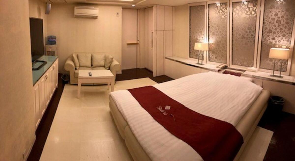 Prime Fulula プライムホテル フルーラ (adults Only) 2* Ōsaka